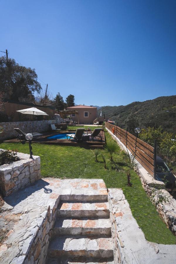 Yerolákkos Ampelos Cretan Villa - Private Pool & Heated Ozone Jacuzzi מראה חיצוני תמונה